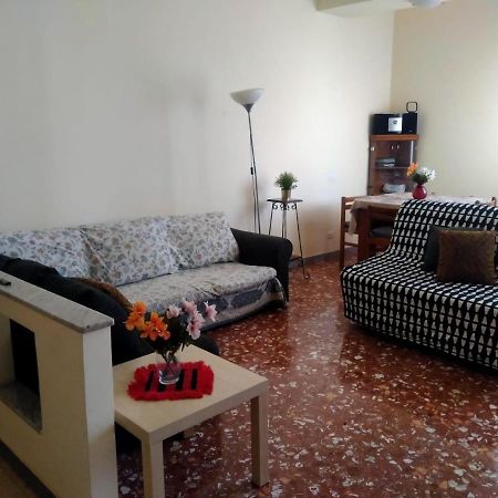 Happy House Mare Di Roma Lido di Ostia Exterior foto