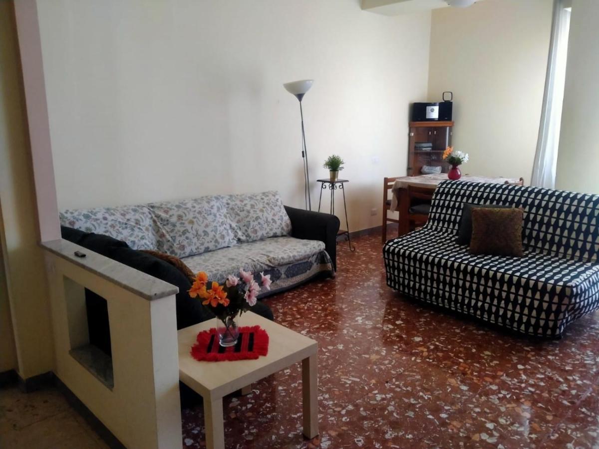 Happy House Mare Di Roma Lido di Ostia Exterior foto