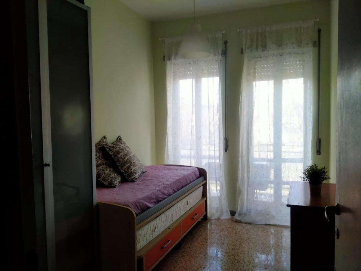 Happy House Mare Di Roma Lido di Ostia Exterior foto