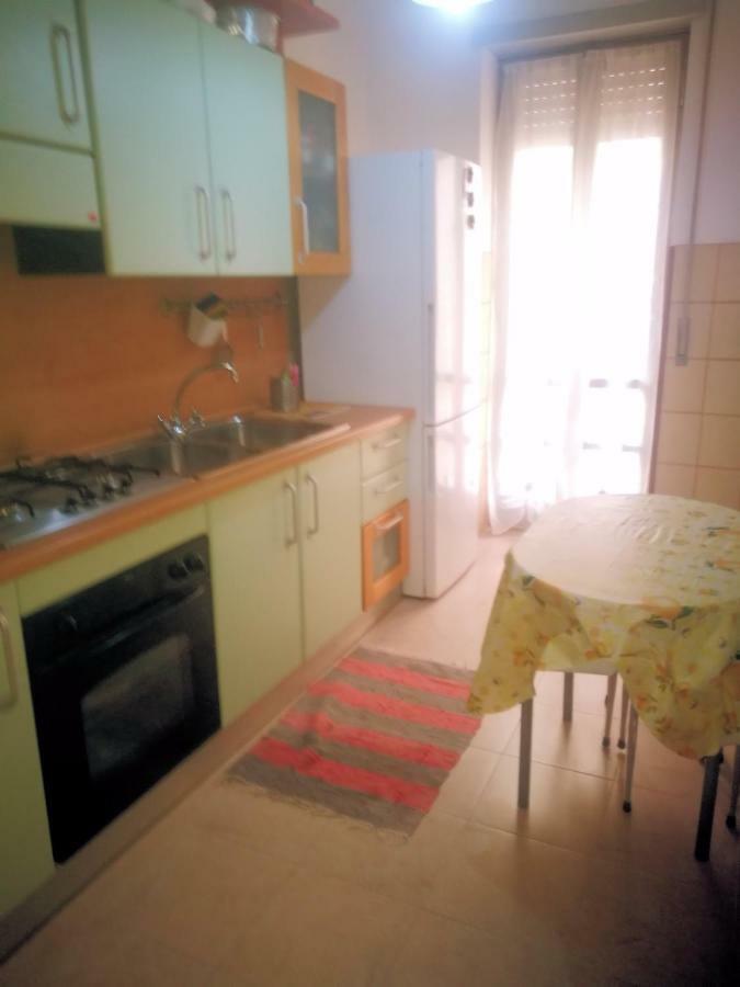 Happy House Mare Di Roma Lido di Ostia Exterior foto